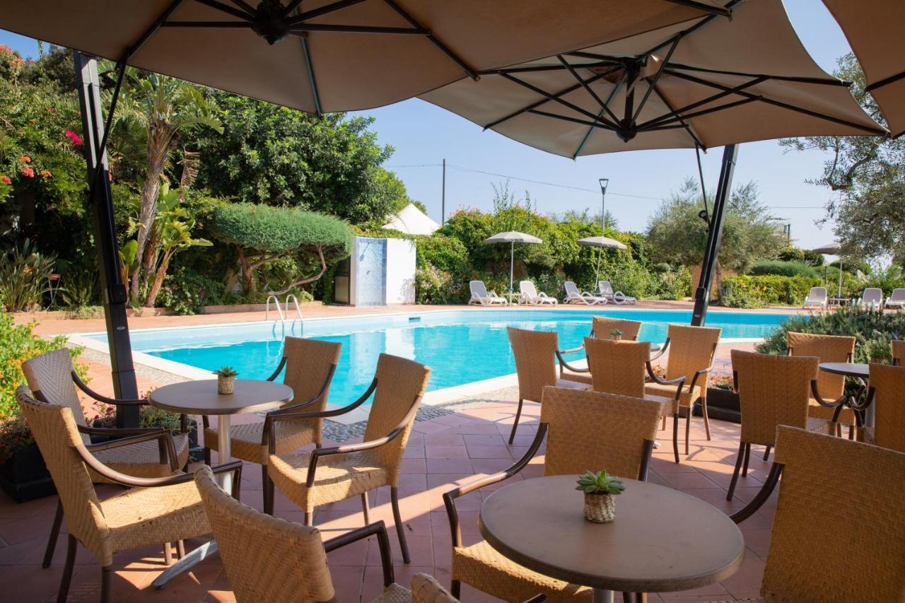 Hotel La Torre Bari Sardo Exterior foto