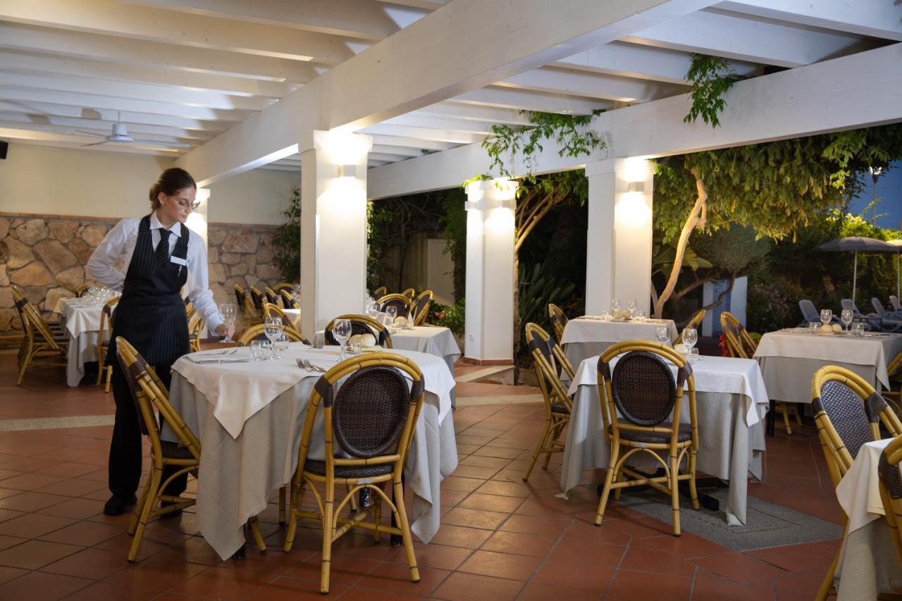 Hotel La Torre Bari Sardo Exterior foto